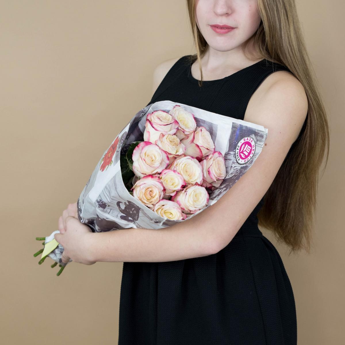 Розы красно-белые 11 шт. (40 см) (Артикул - 2108)