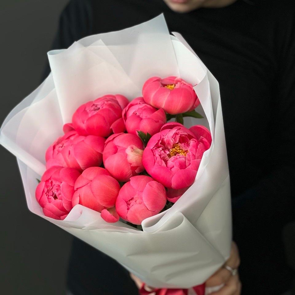 Букет с пионами 9 шт (код товара  3960)